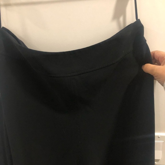 Classic Black Skirt​ - Picture 3 of 4